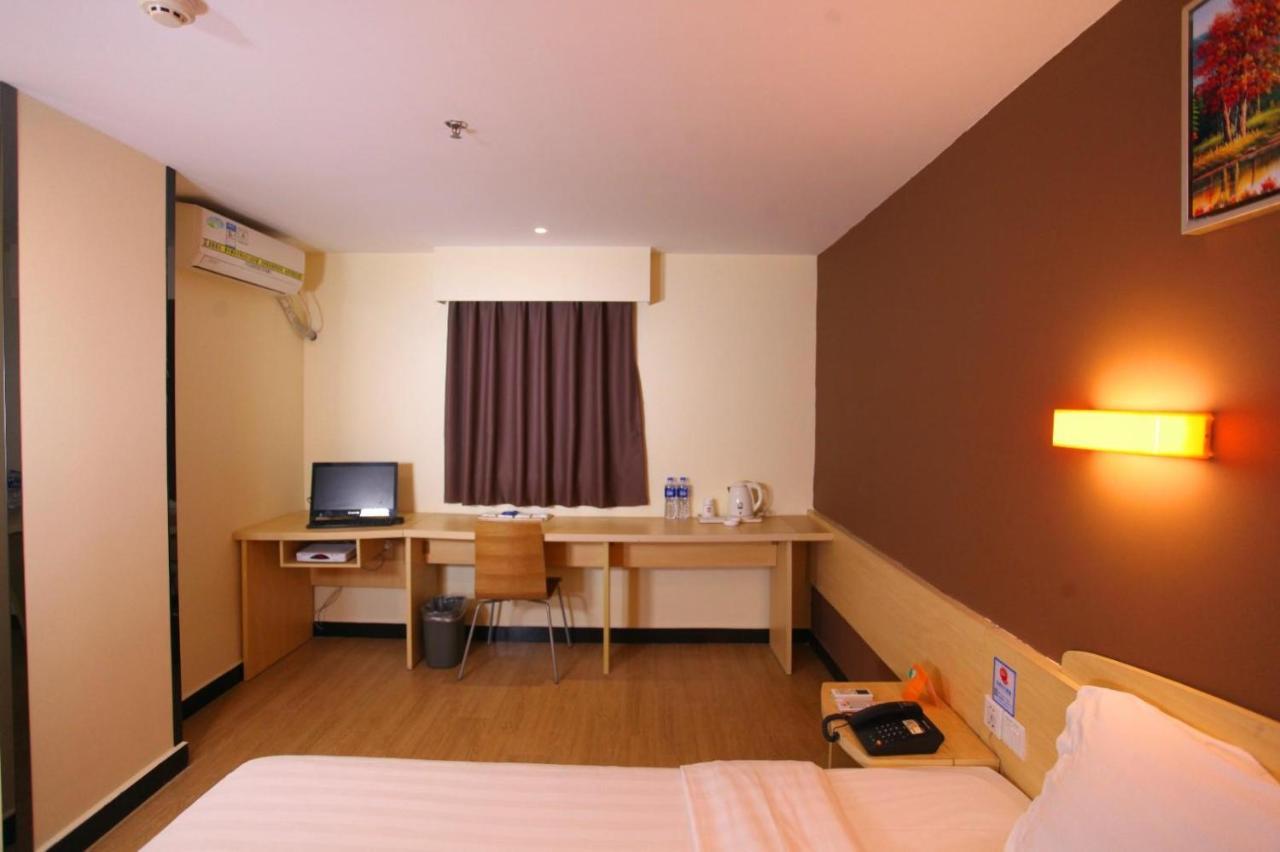 7Days Inn Foshan Gaoming District Exteriör bild