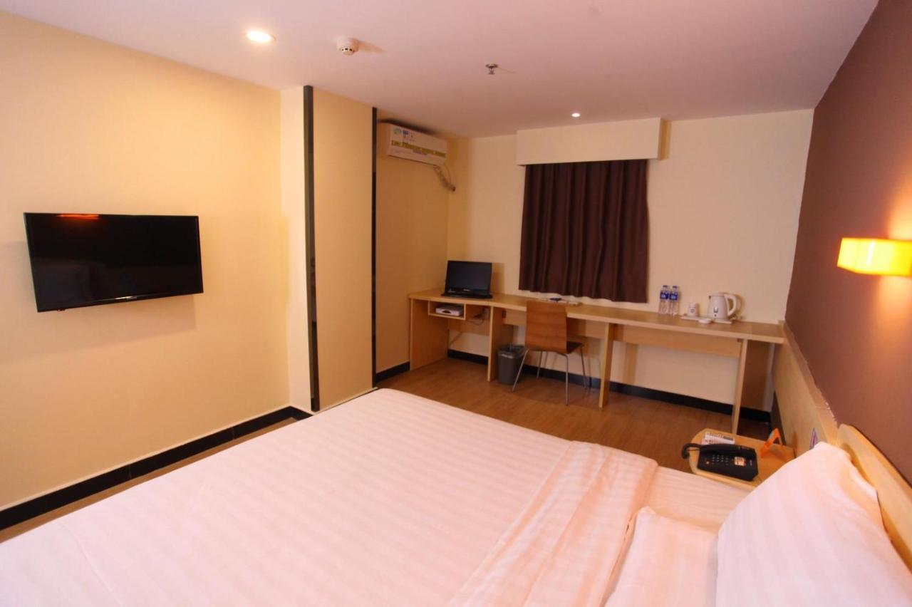 7Days Inn Foshan Gaoming District Exteriör bild